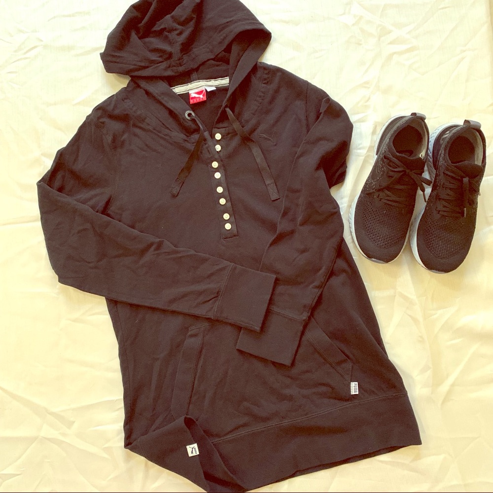 Lightweight Puma Pullover w/ Hoodie